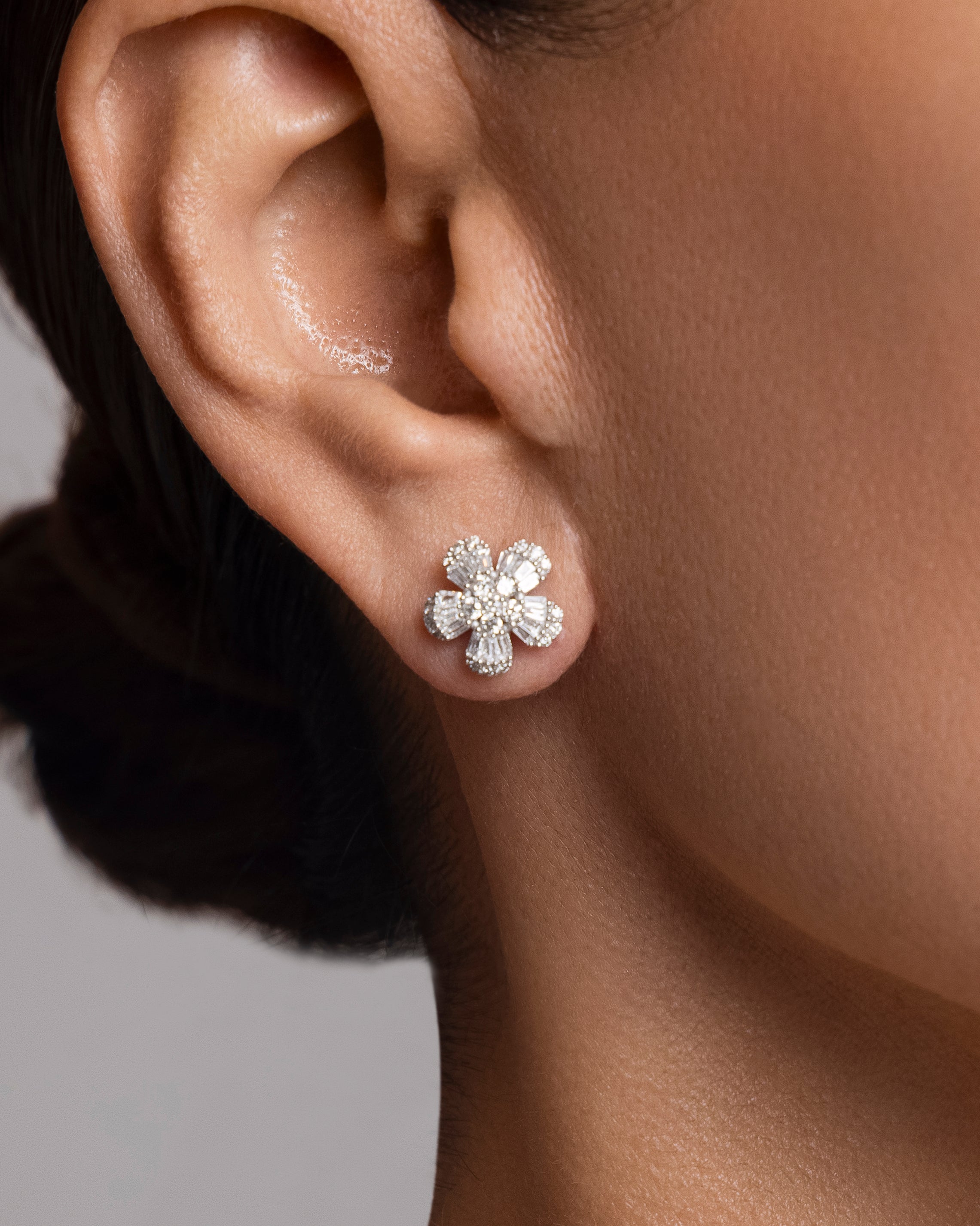 Petit Flower Earrings