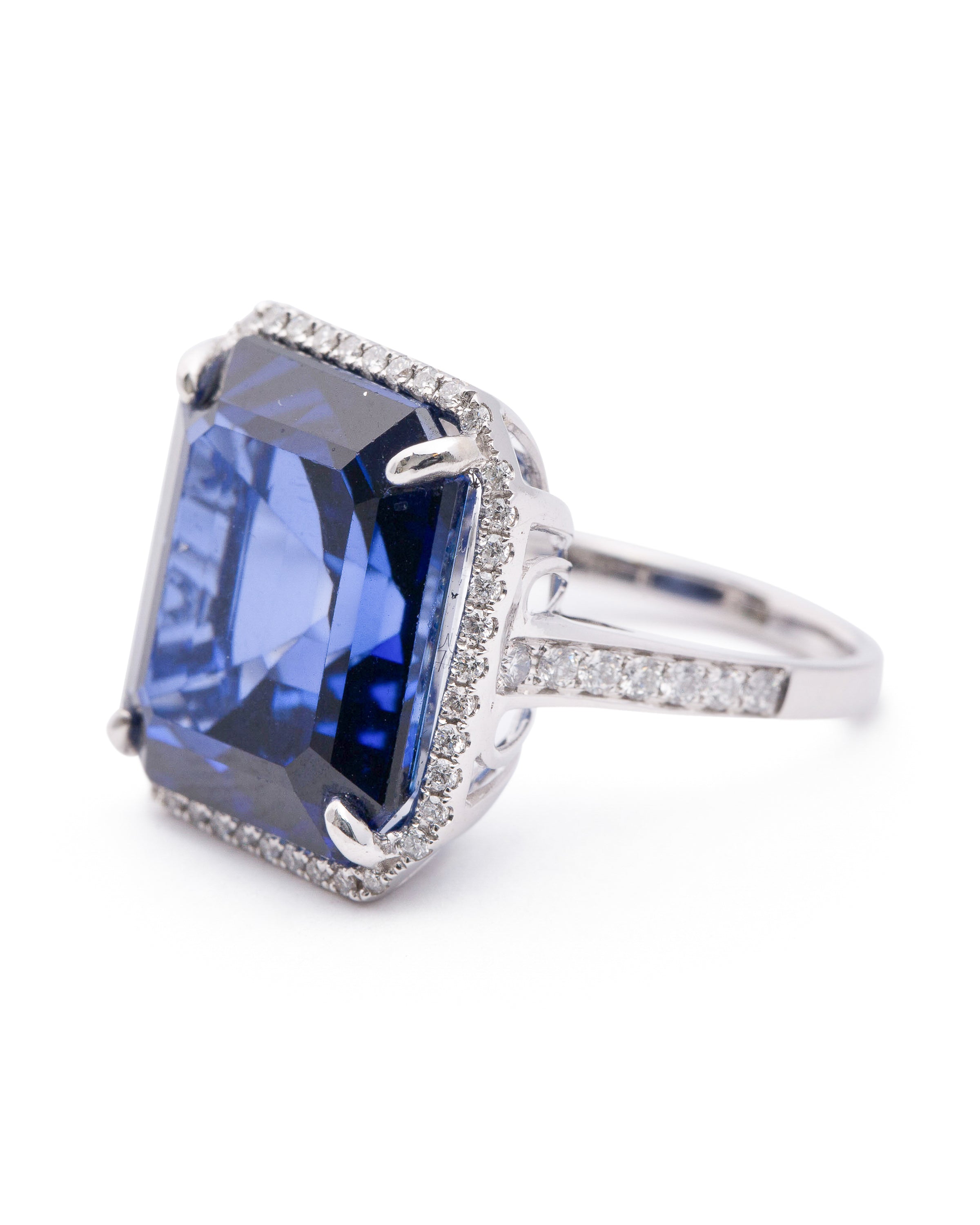 Classic Sapphire Ring
