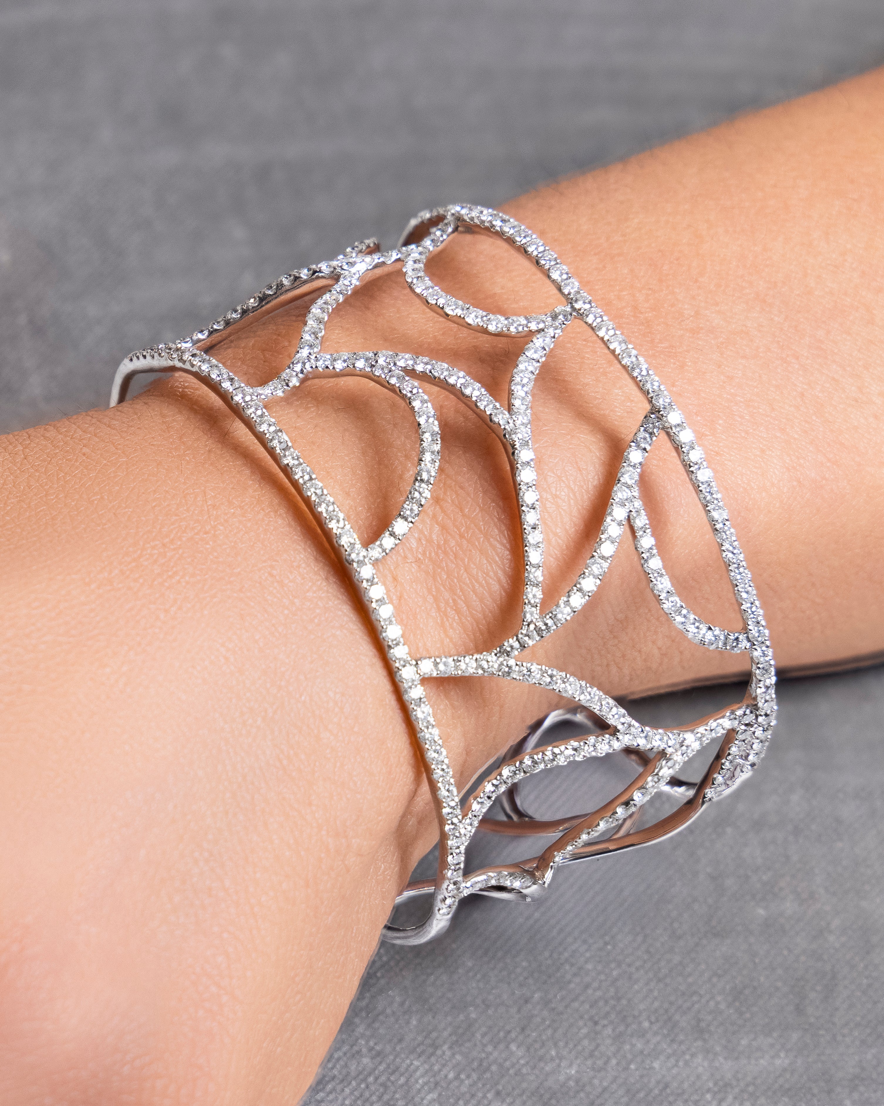 Waves Diamond Cuff