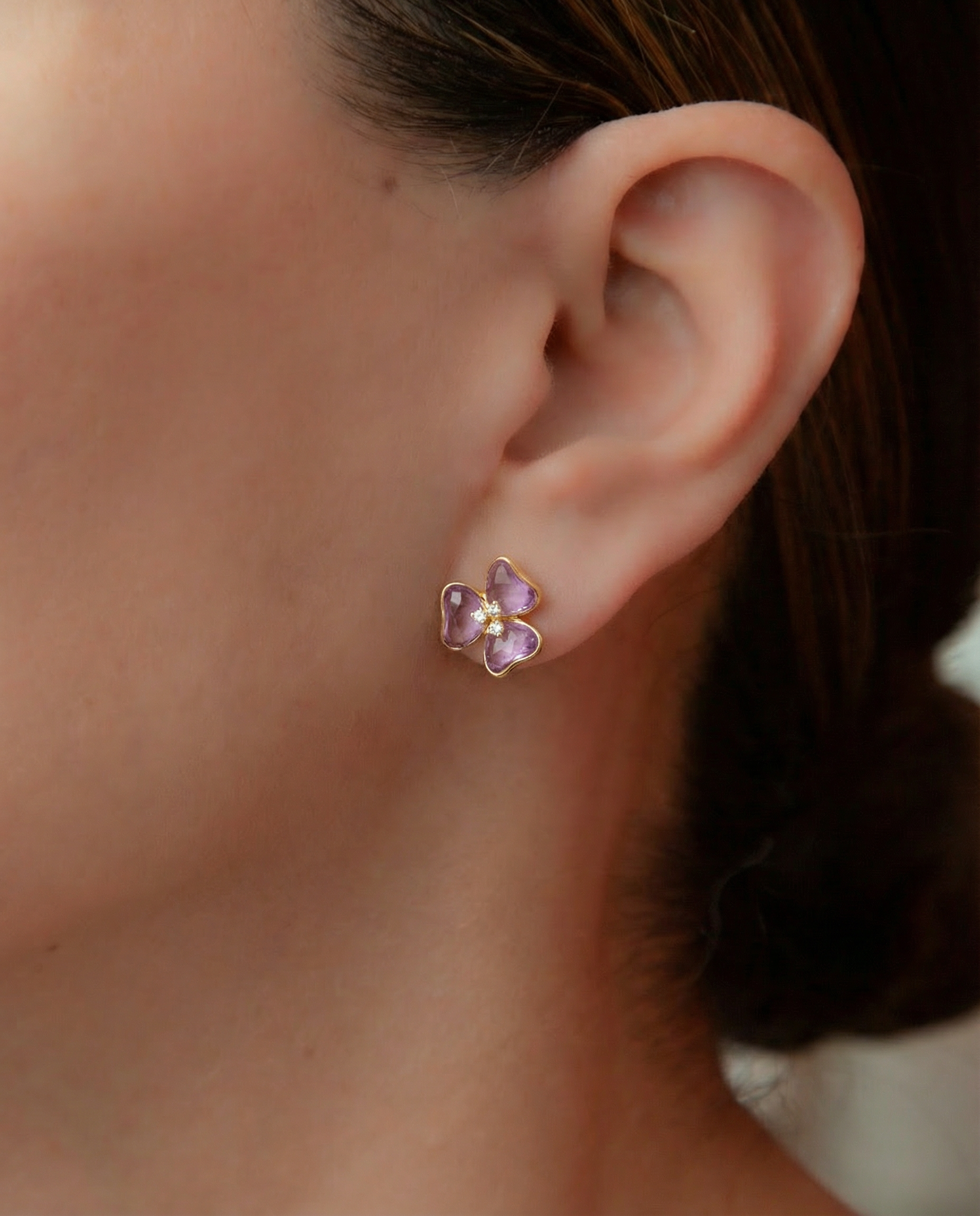 Il Petalo Mini Earrings in Amethyst
