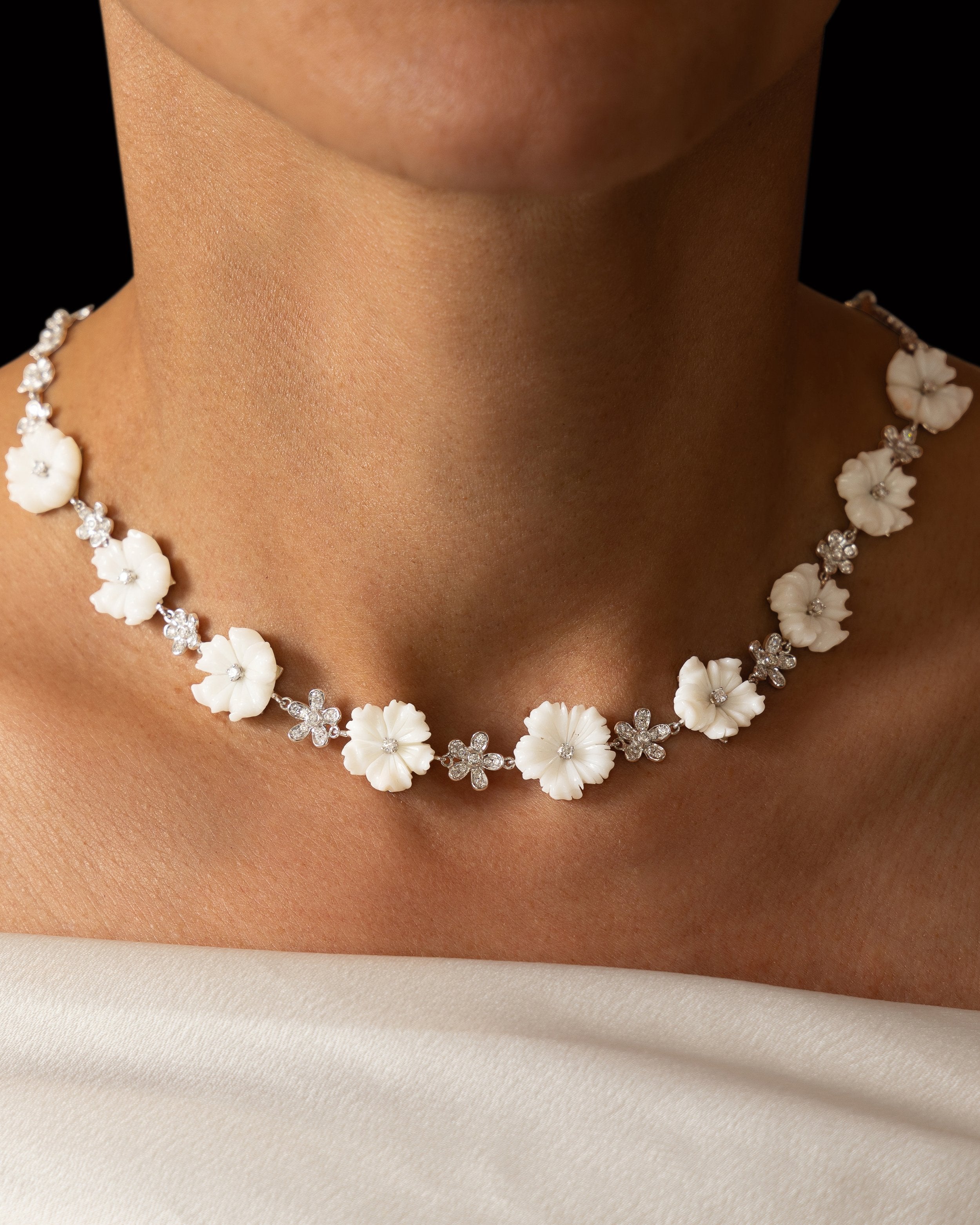 Majestic Coral Link Necklace