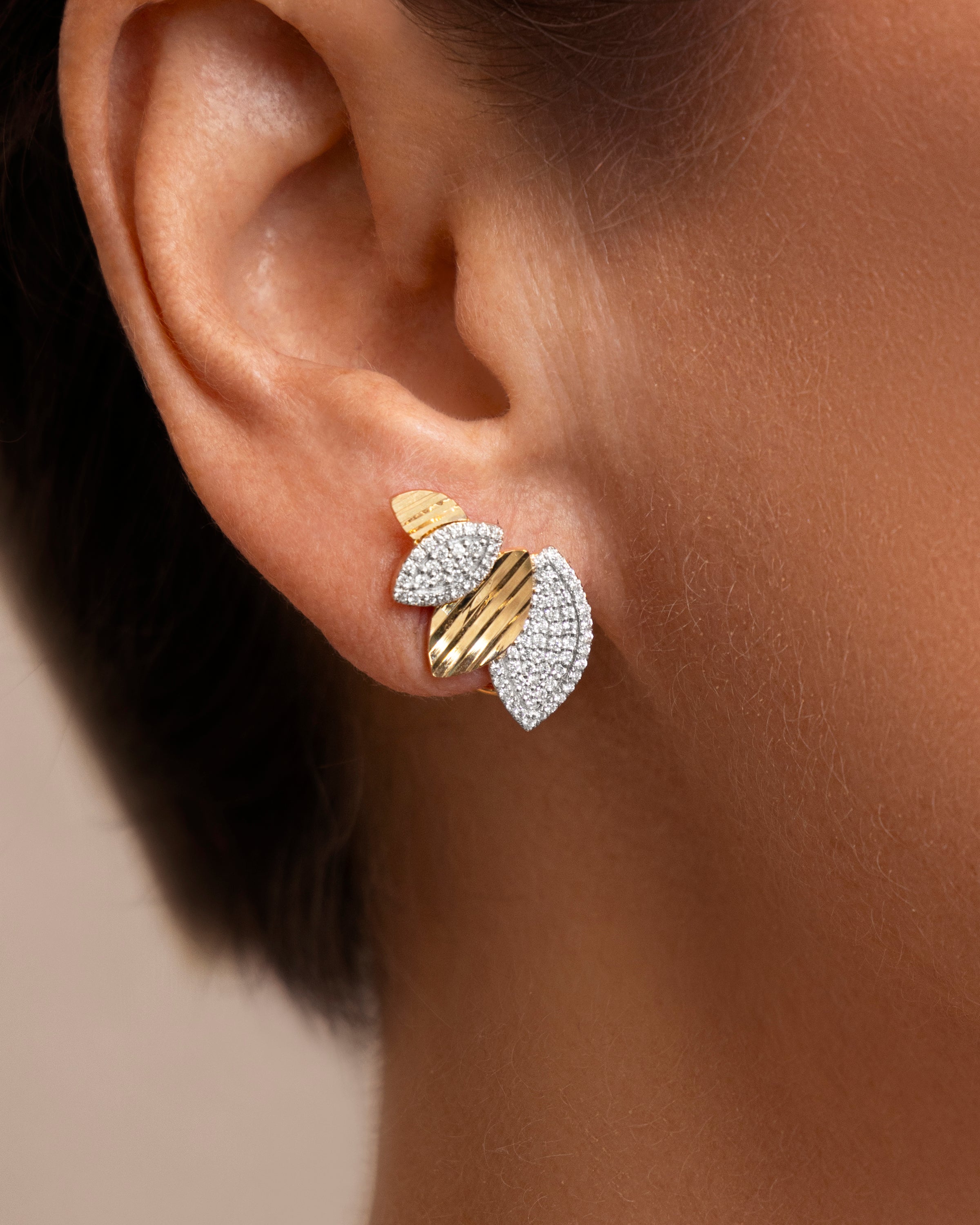 Il Giardino Shimmering Diamond Petal Climbers