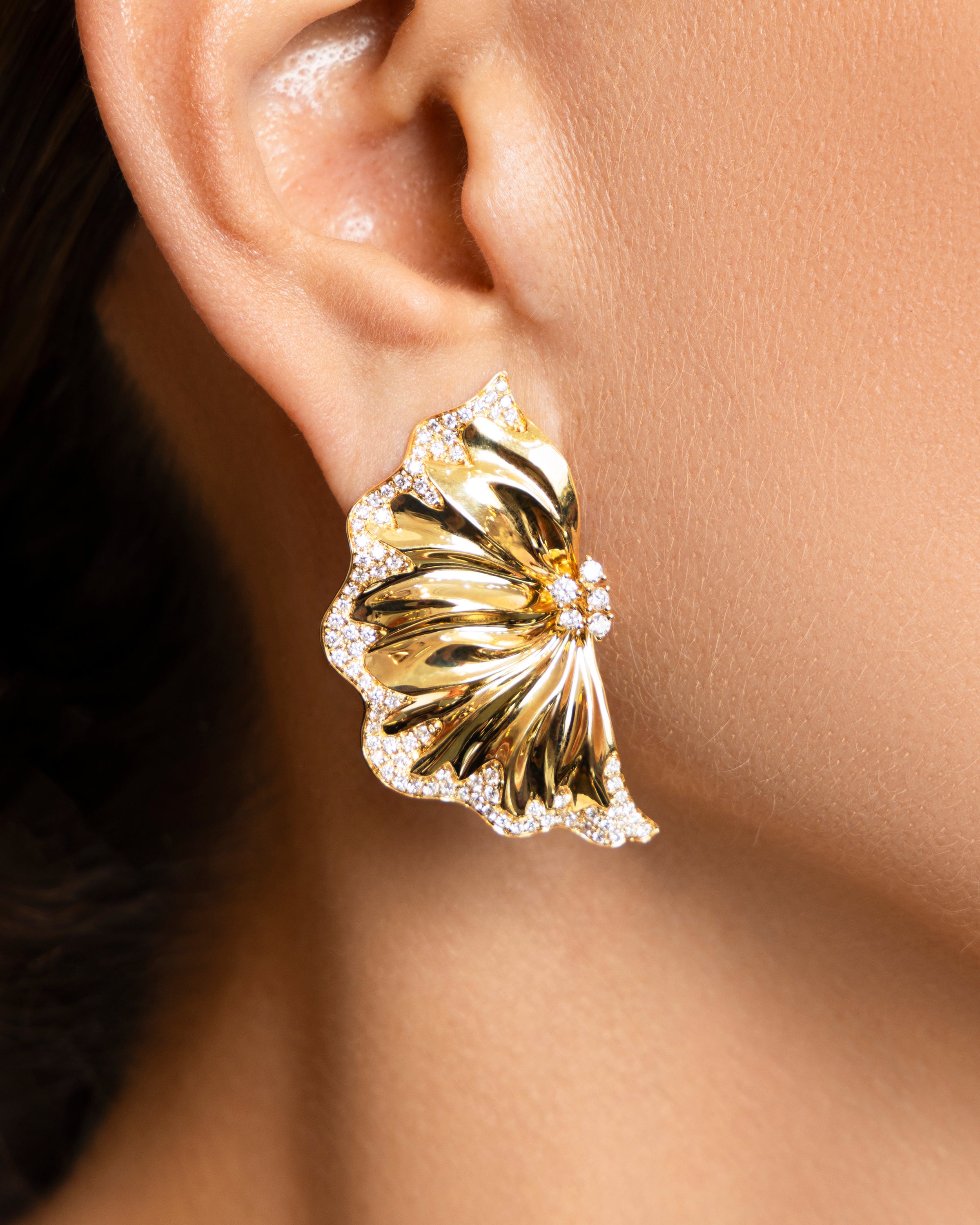 Il Giardino Shimmering Fan Earrings
