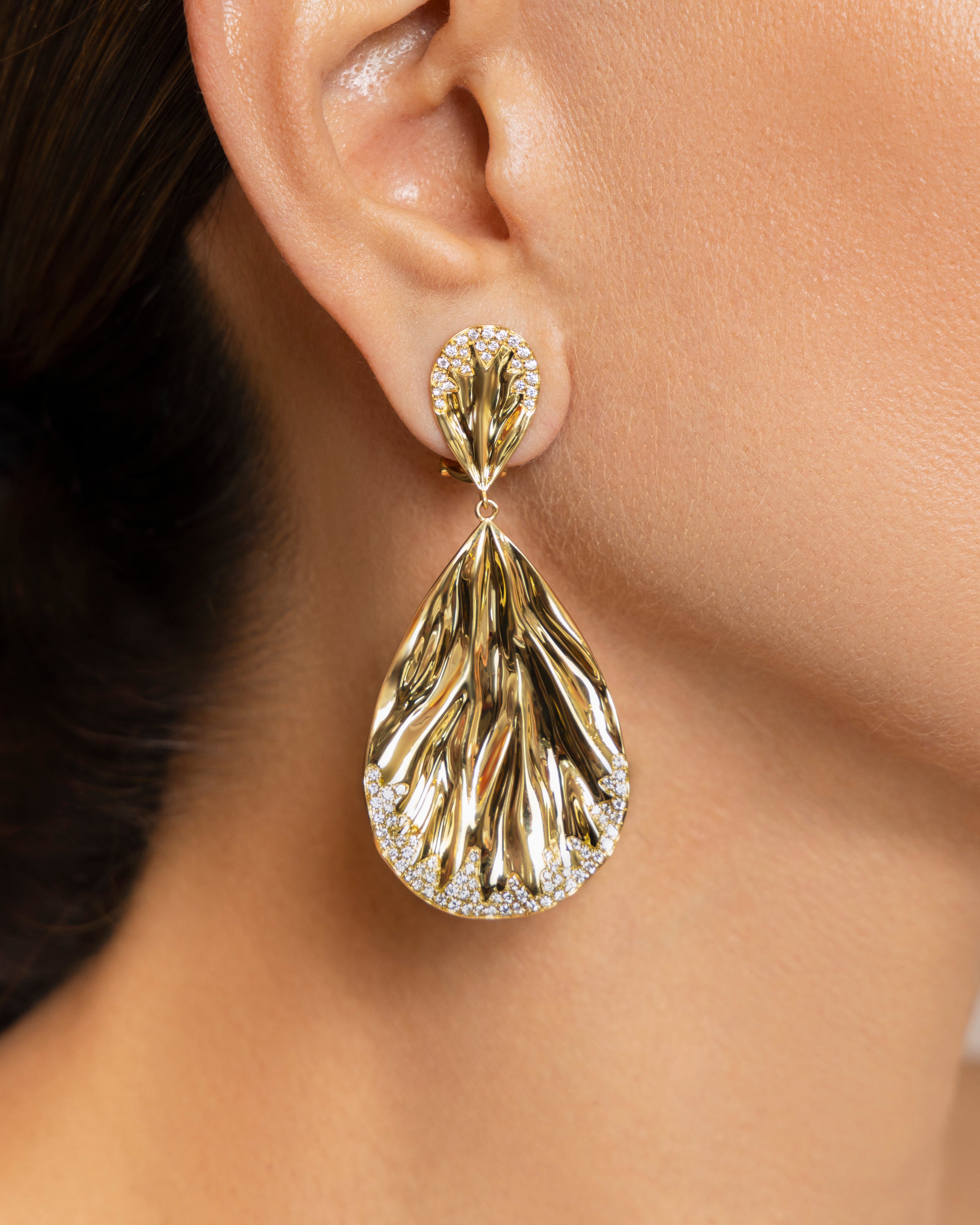 Il Giardino Shimmering Drop Earrings