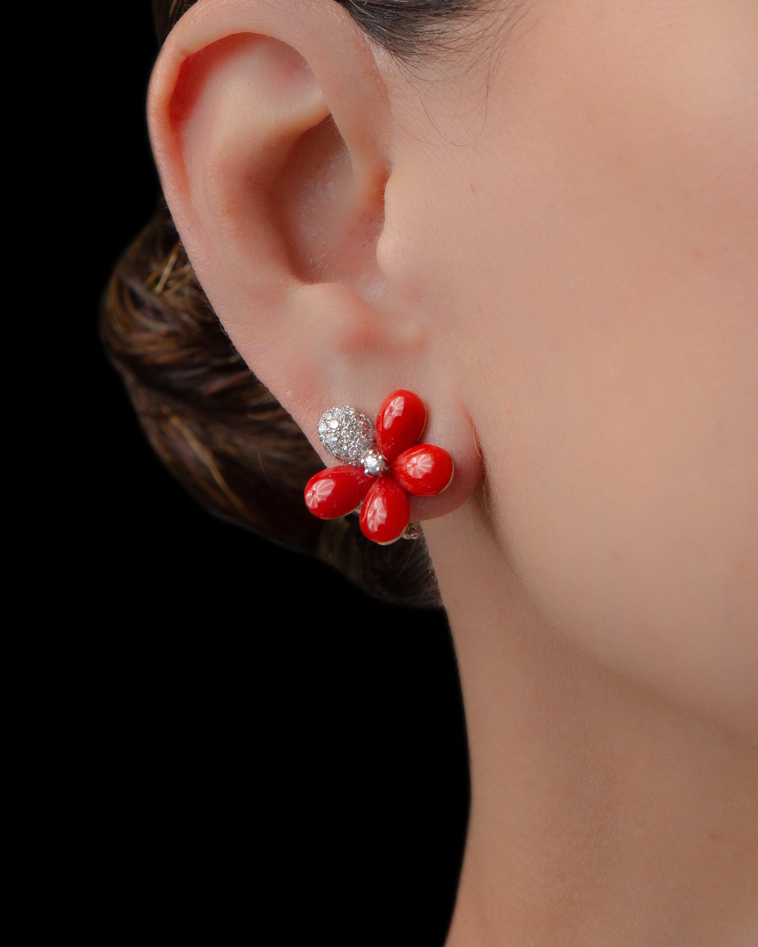 La Petite Fleur Earrings