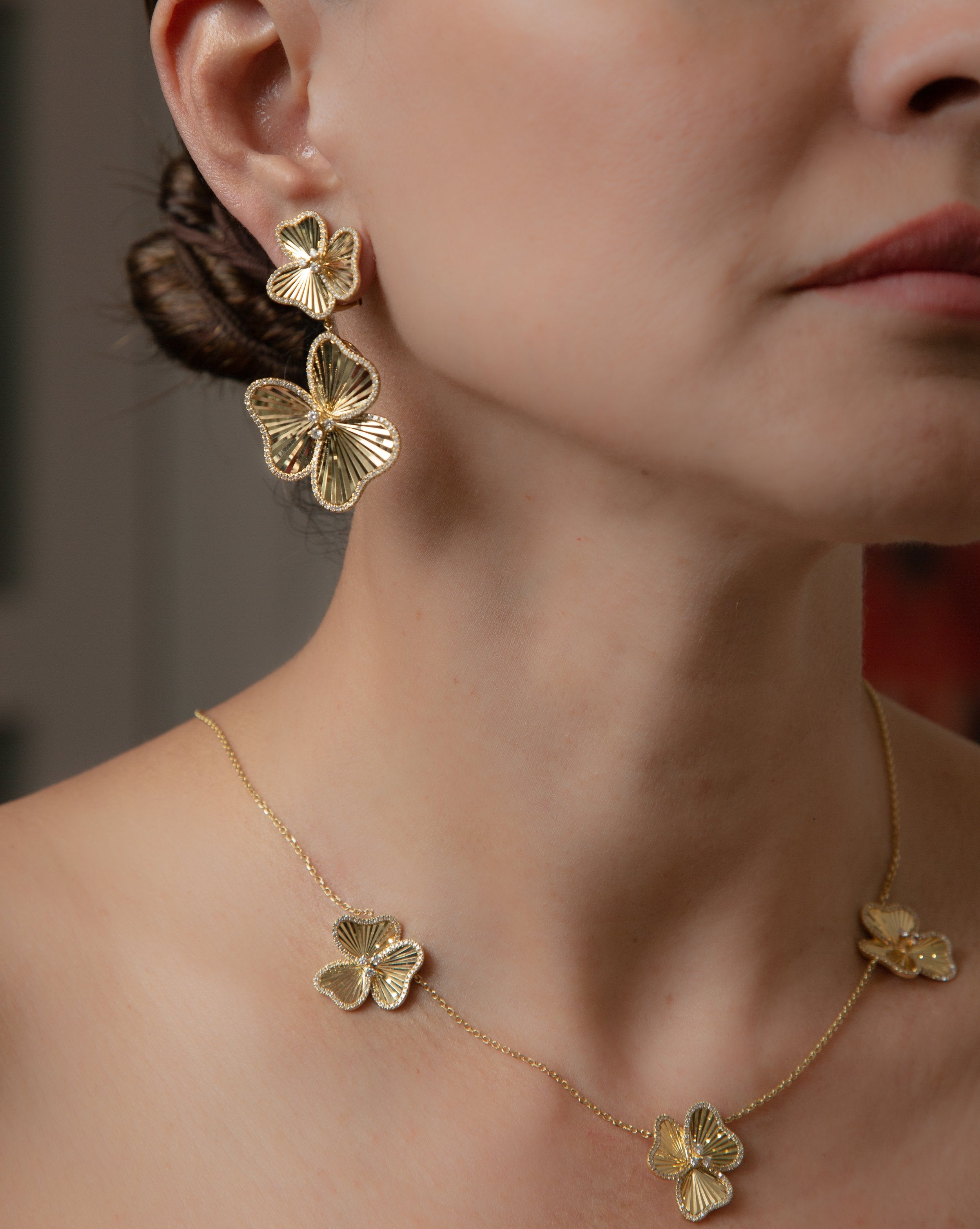 Doré Three Flower Necklace
