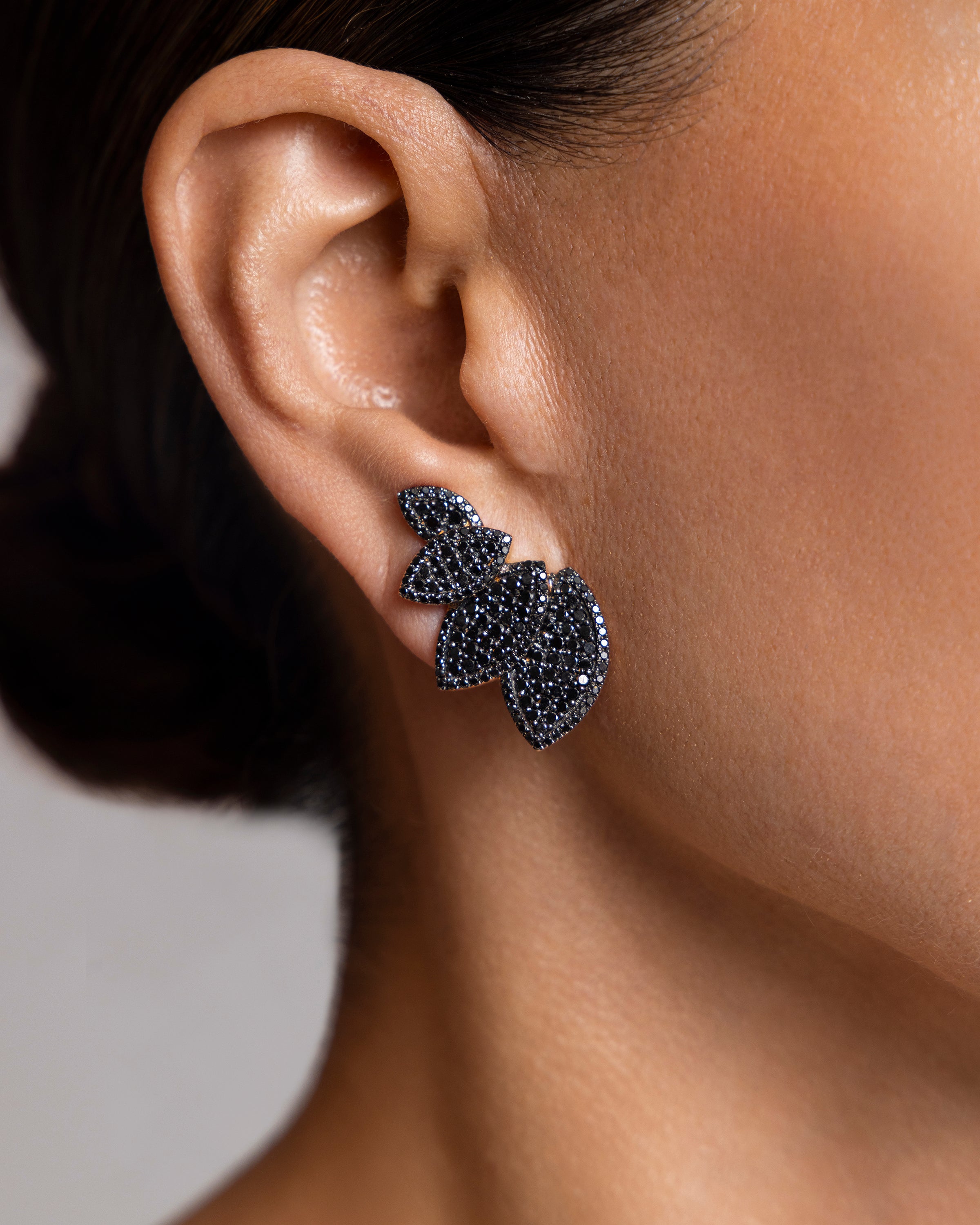 Il Giardino Black Diamond Petal Climbers