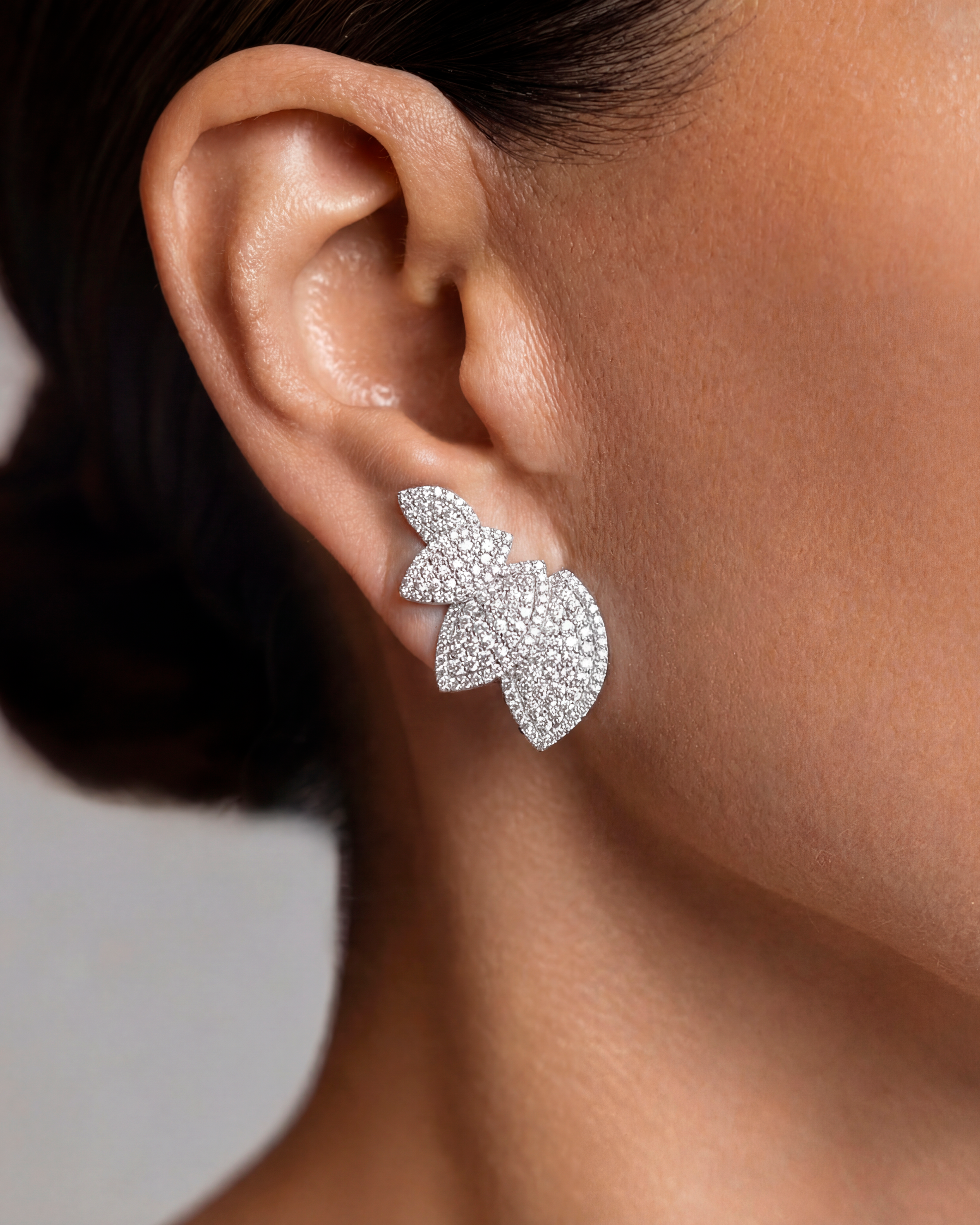 Il Giardino White Diamond Petal Climbers