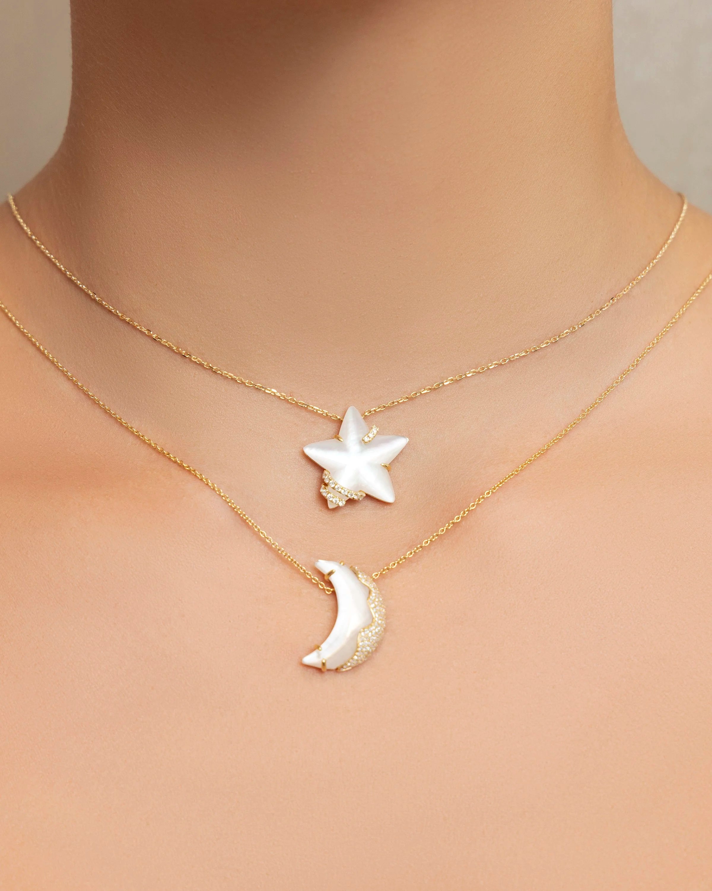 Stella Luna Necklace in Mother of Pearl