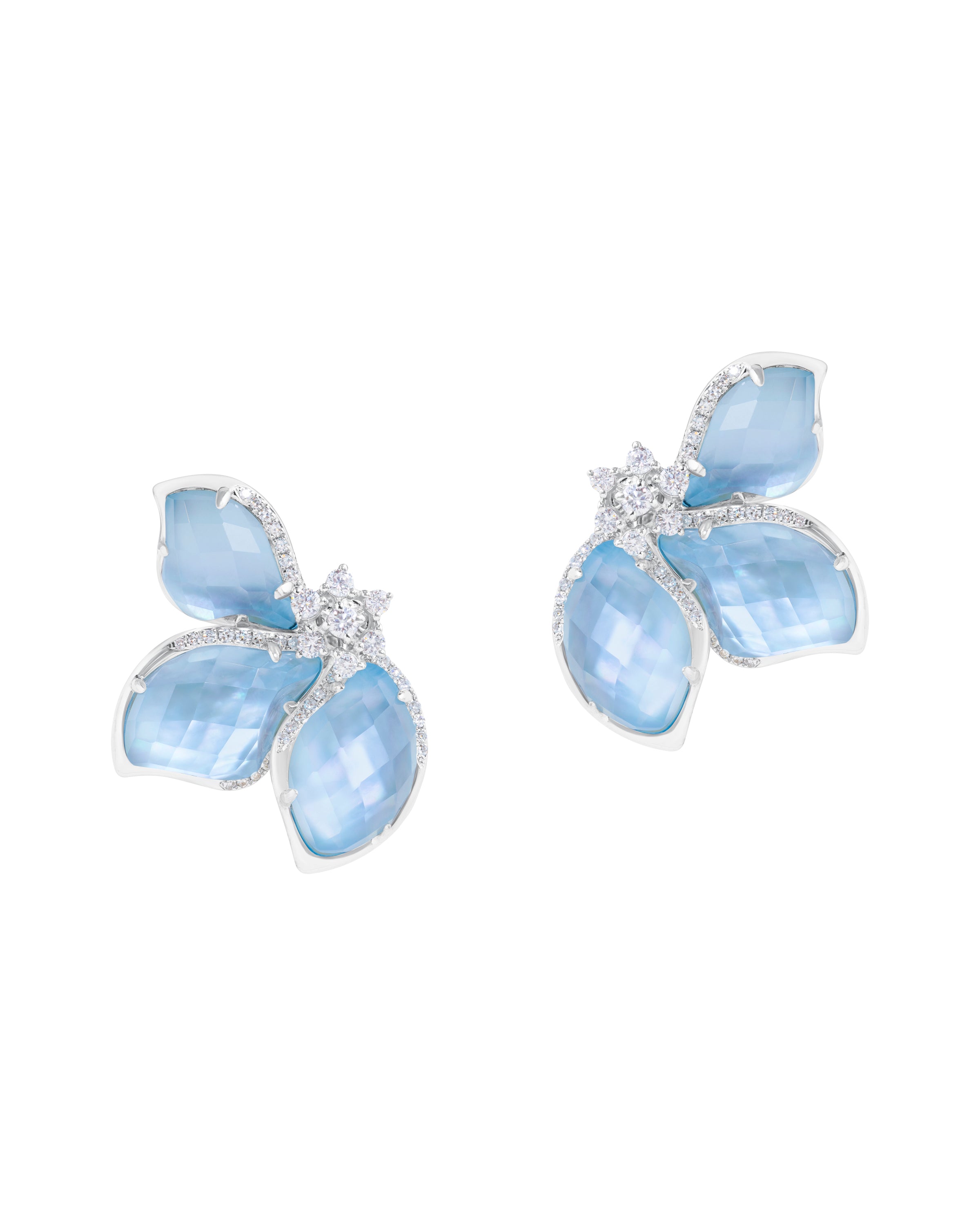 Il Petalo Meta Earrings in Blue Topaz