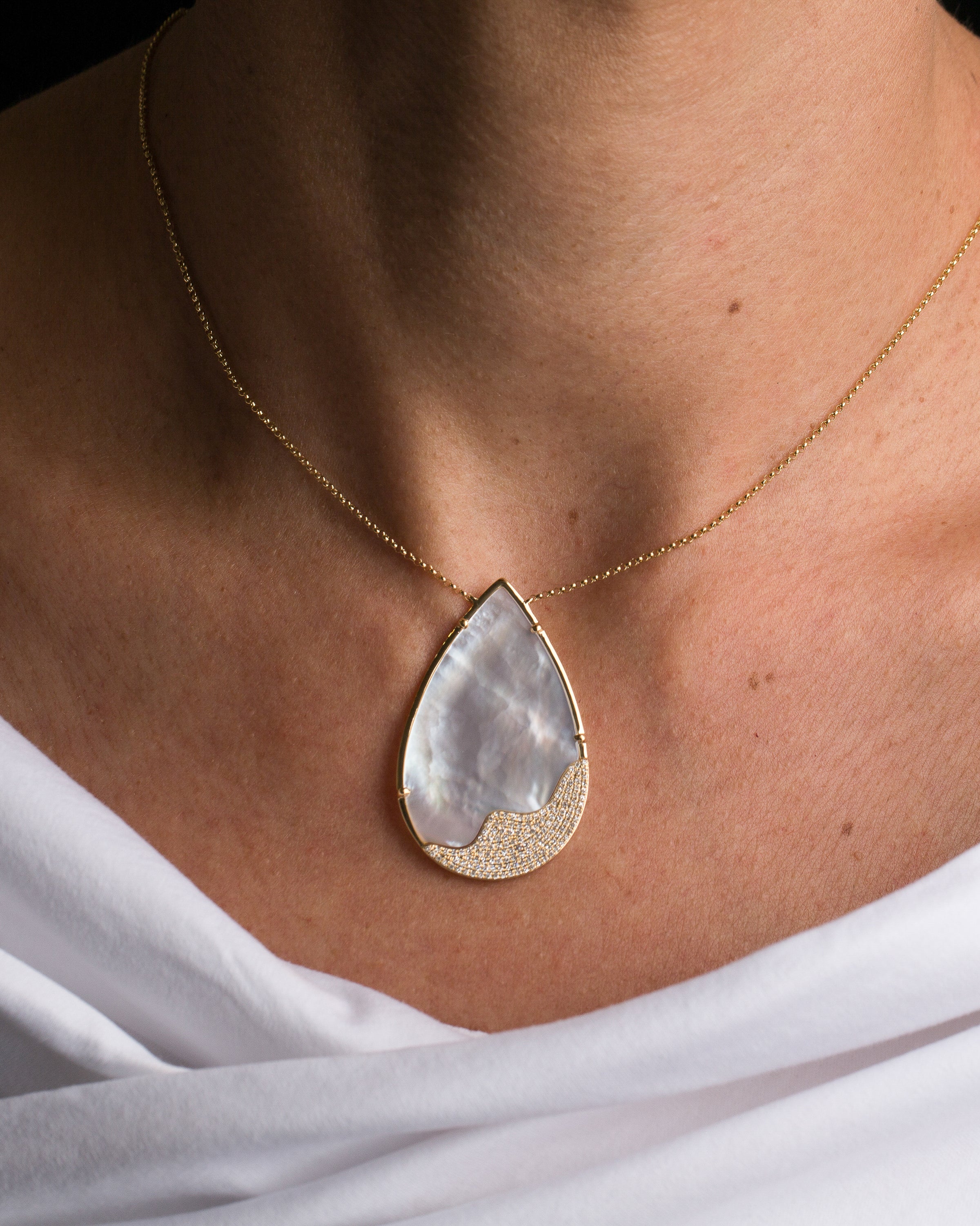 Mia Luna Classic Drop Necklace Large