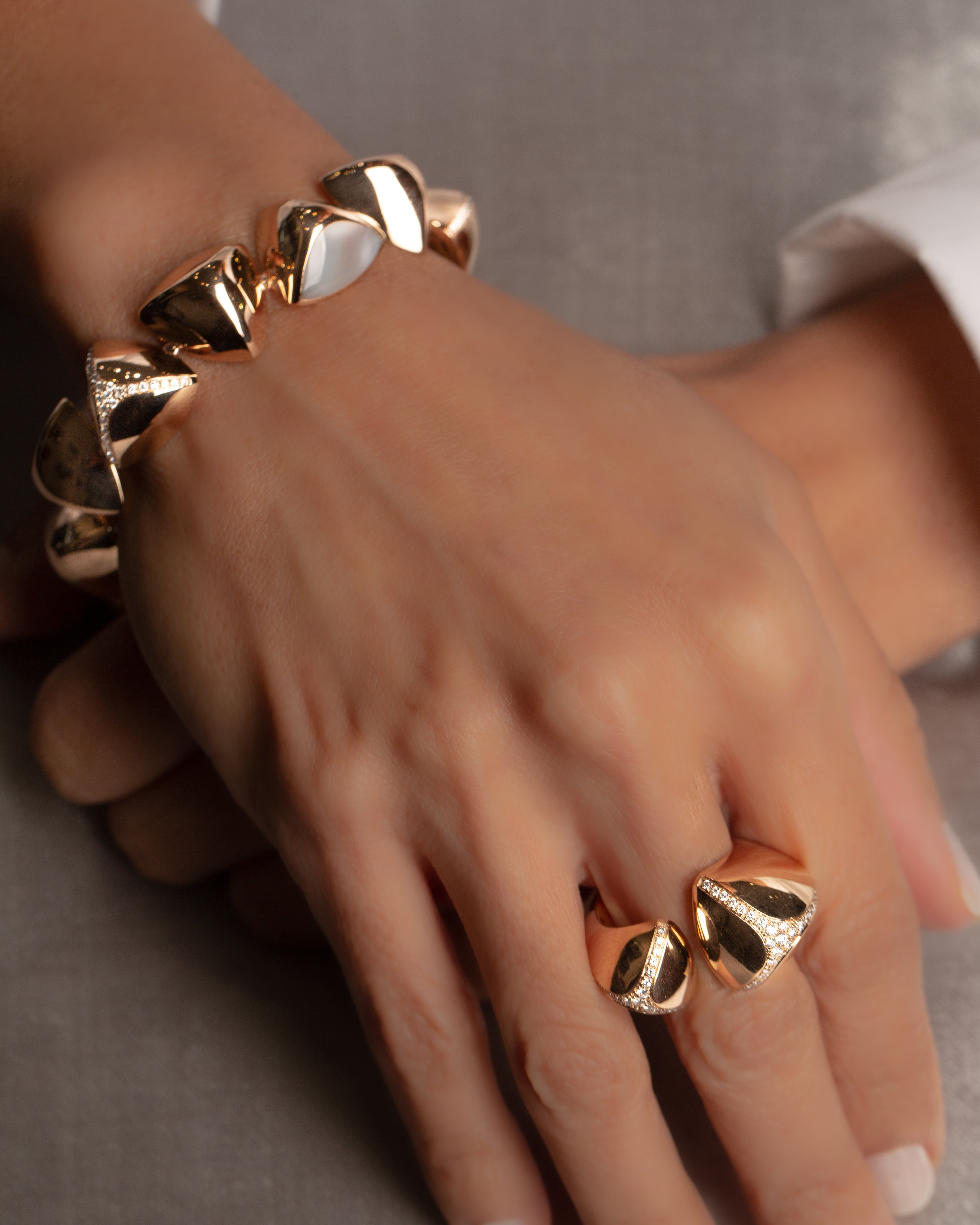 Palm Beach Collezione Three Dimensional Pyramids Bracelet