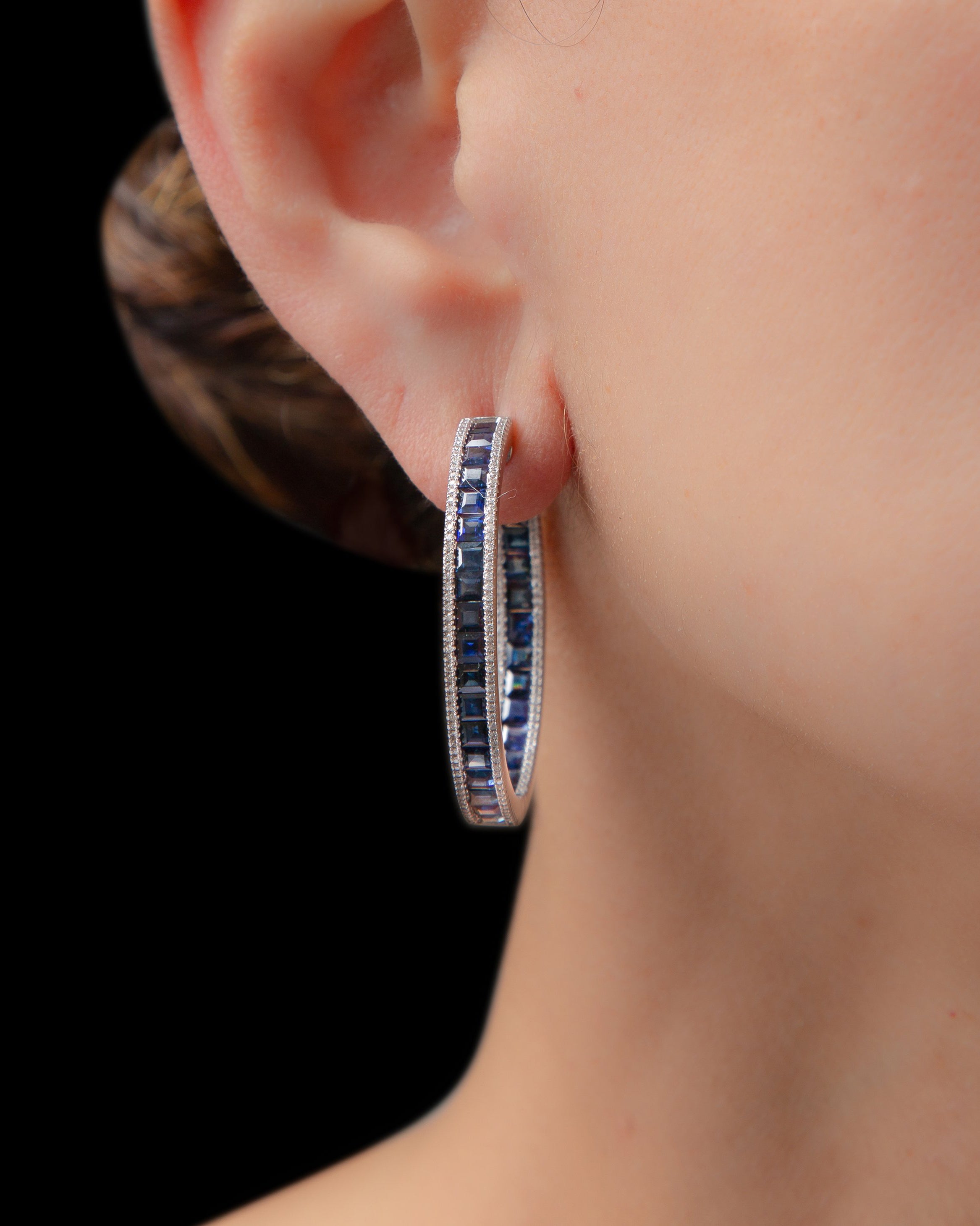 Sapphire Modern Hoop