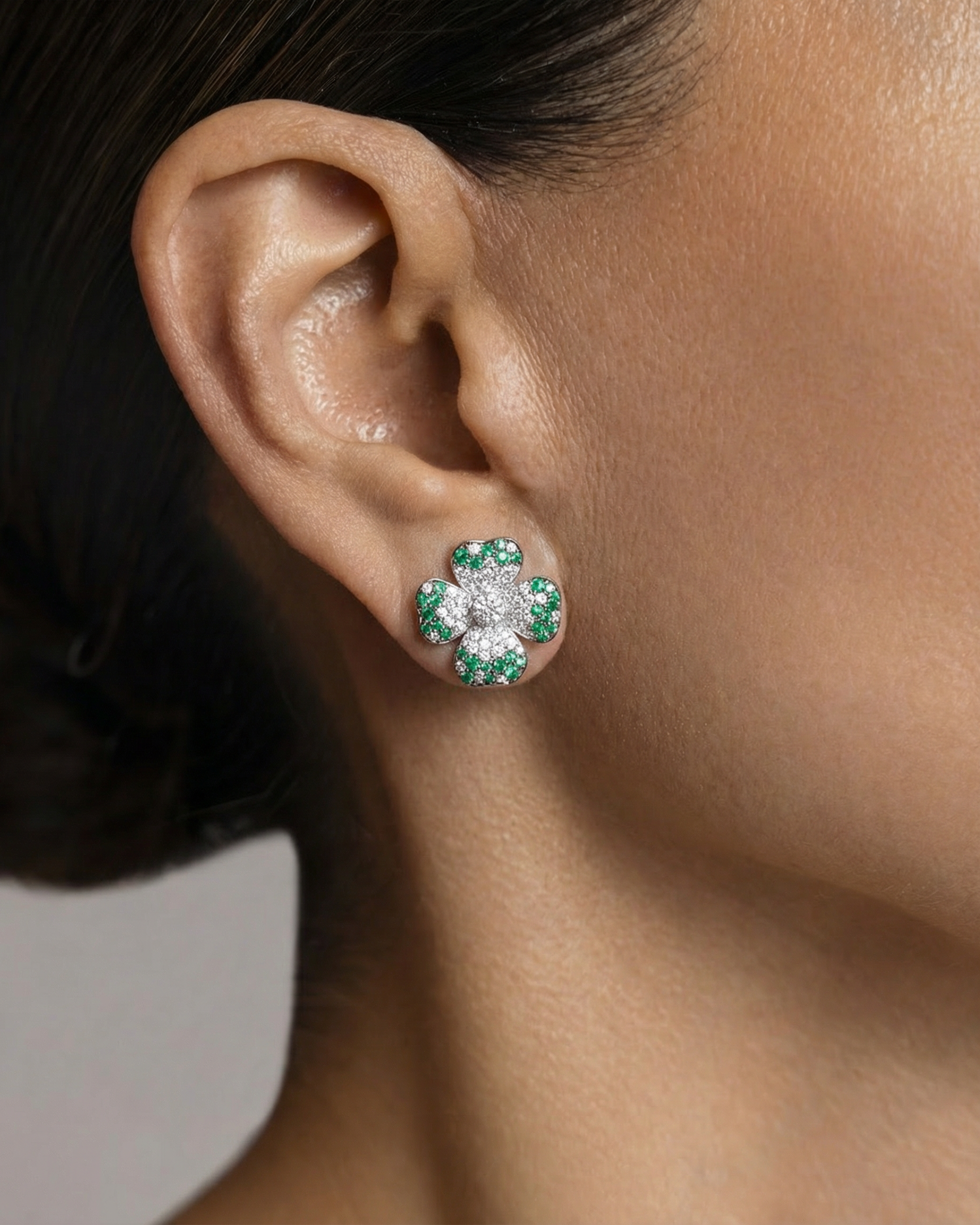 Mini Flora Emerald Earrings